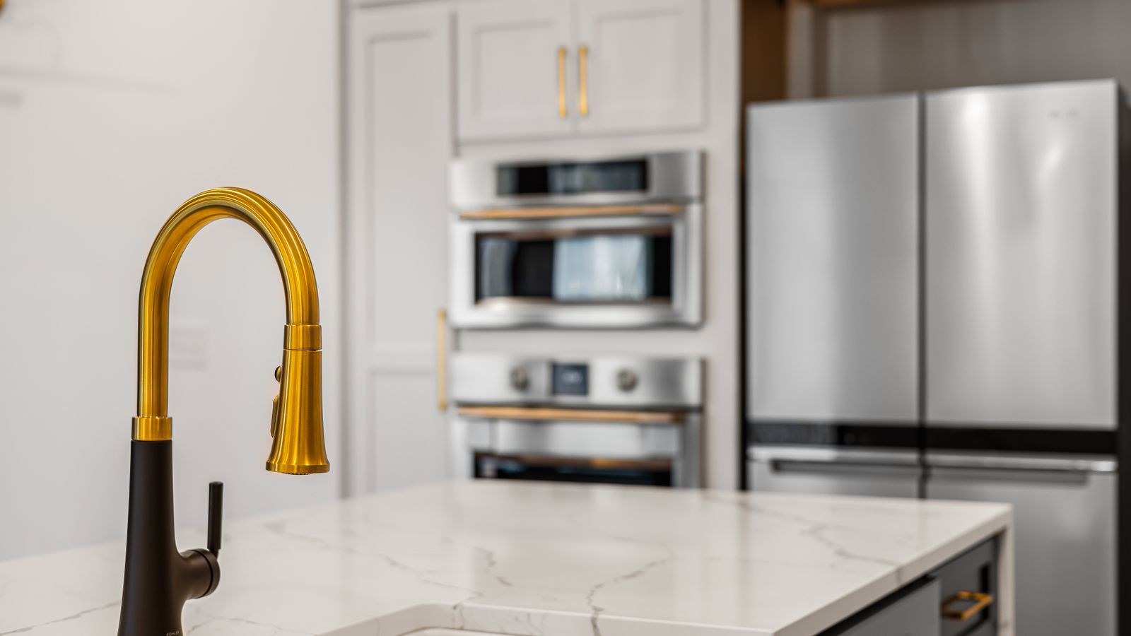 Finished kitchen faucet install